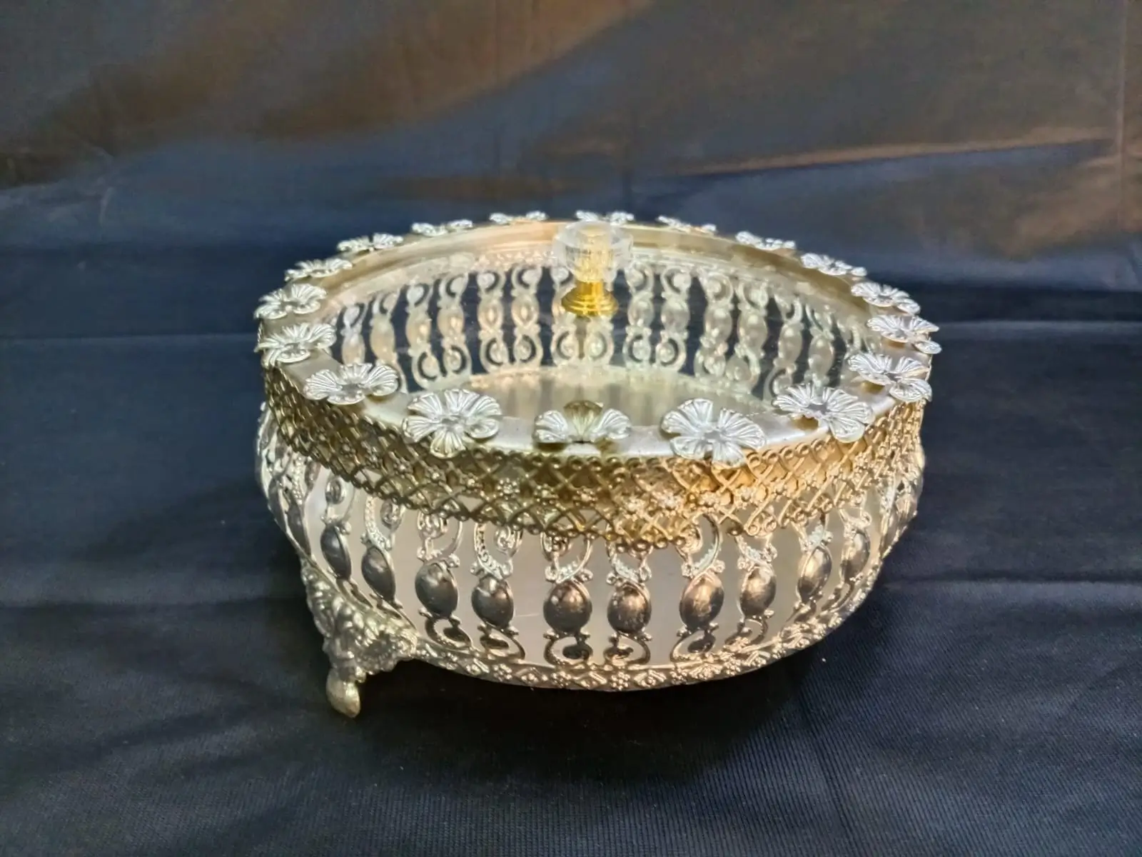 Meenakari German SIlver Metal Dry Fruit Box Gift Set