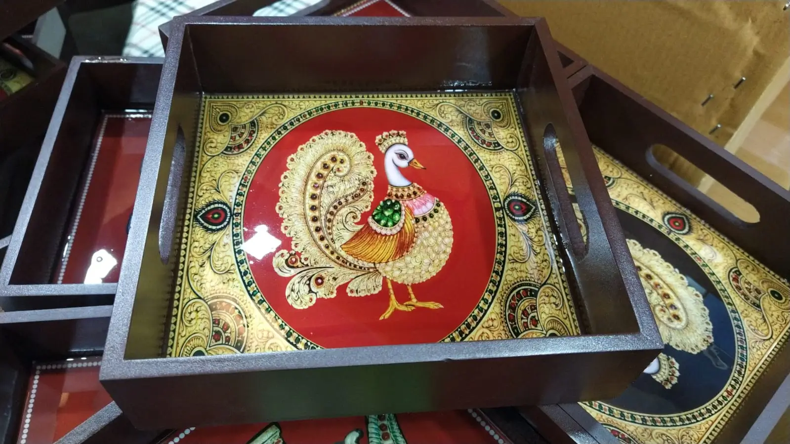 Meenakari Woooden 8 Inch Serving Tray Gift Set