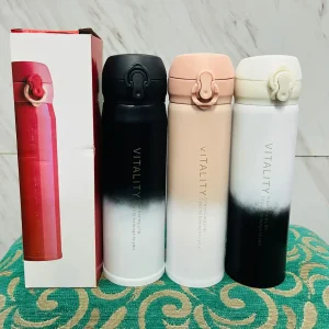 Multicolour Hot and Cold Vacuum Flip Lock Sipper Water Bottle 1pc Gift Set