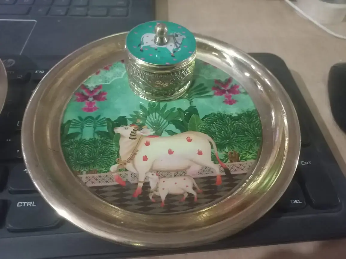 Pichwai Pure Brass 6 Inch Thali & 2 Inch Kumkum Box Combo Gift Set1