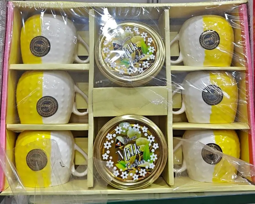 Venice Milk Cookies 2 Pcs Container Jar with Lid & Ceramic 6pcs Coffee Mugs Gift Set